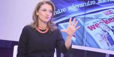 Adevarul Live, ora 11.00: Alina Gorghiu, copresedintele PNL, face bilantul celor trei ani de guvernare Ponta si explica strategia opozitiei