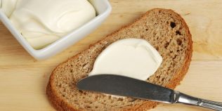 Cat de sanatoasa este margarina? Diferenta dintre margarina traditionala si cea de noua generatie